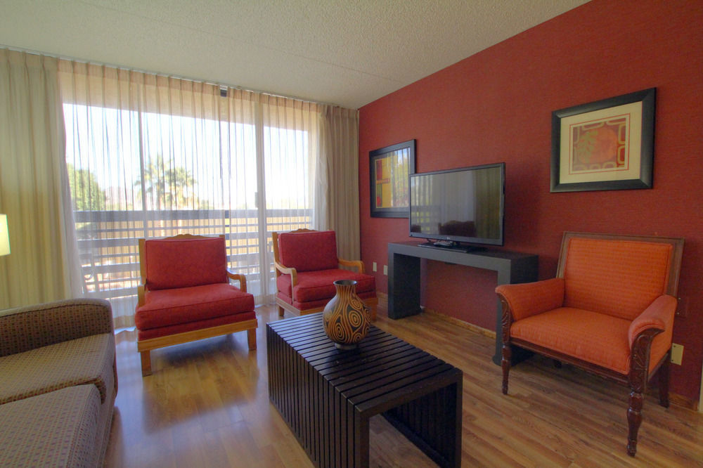 Four Points By Sheraton North Hotel