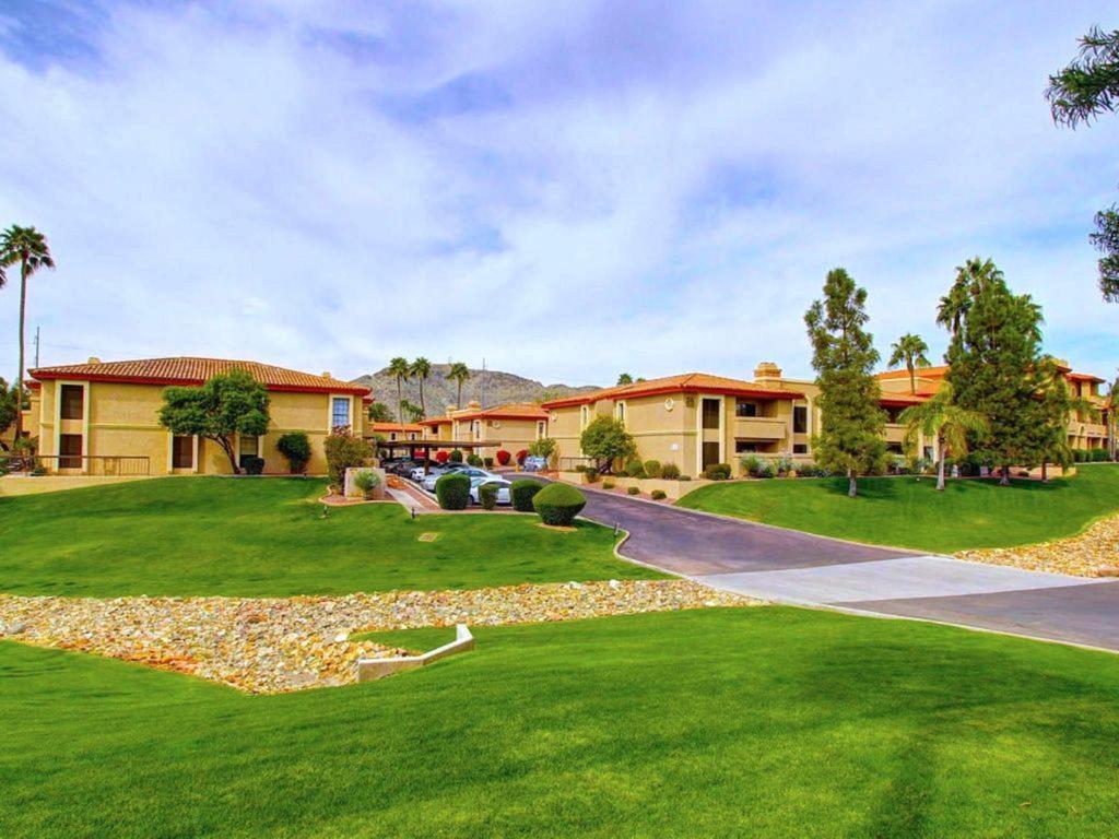 Private Community W/3 Pool-spa Complexes, Heated & Open 24/7/365! Casa de férias Phoenix