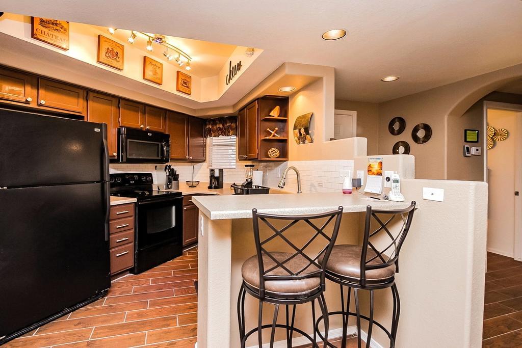 Casa de férias Poolside To 1 Of 3 Pool-spa Complexes, Heated & Open 24/7/365! Phoenix