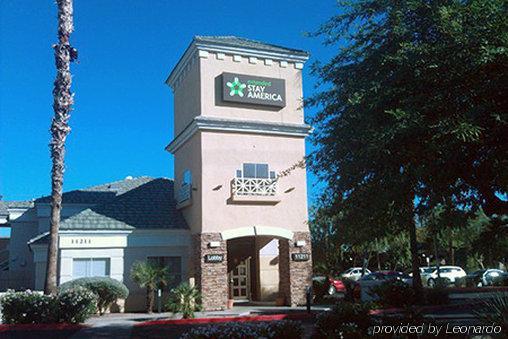 Hometowne By Red Roof - Black Canyon Highway Motel