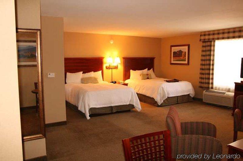 Greentree & Sky Harbor Hotel