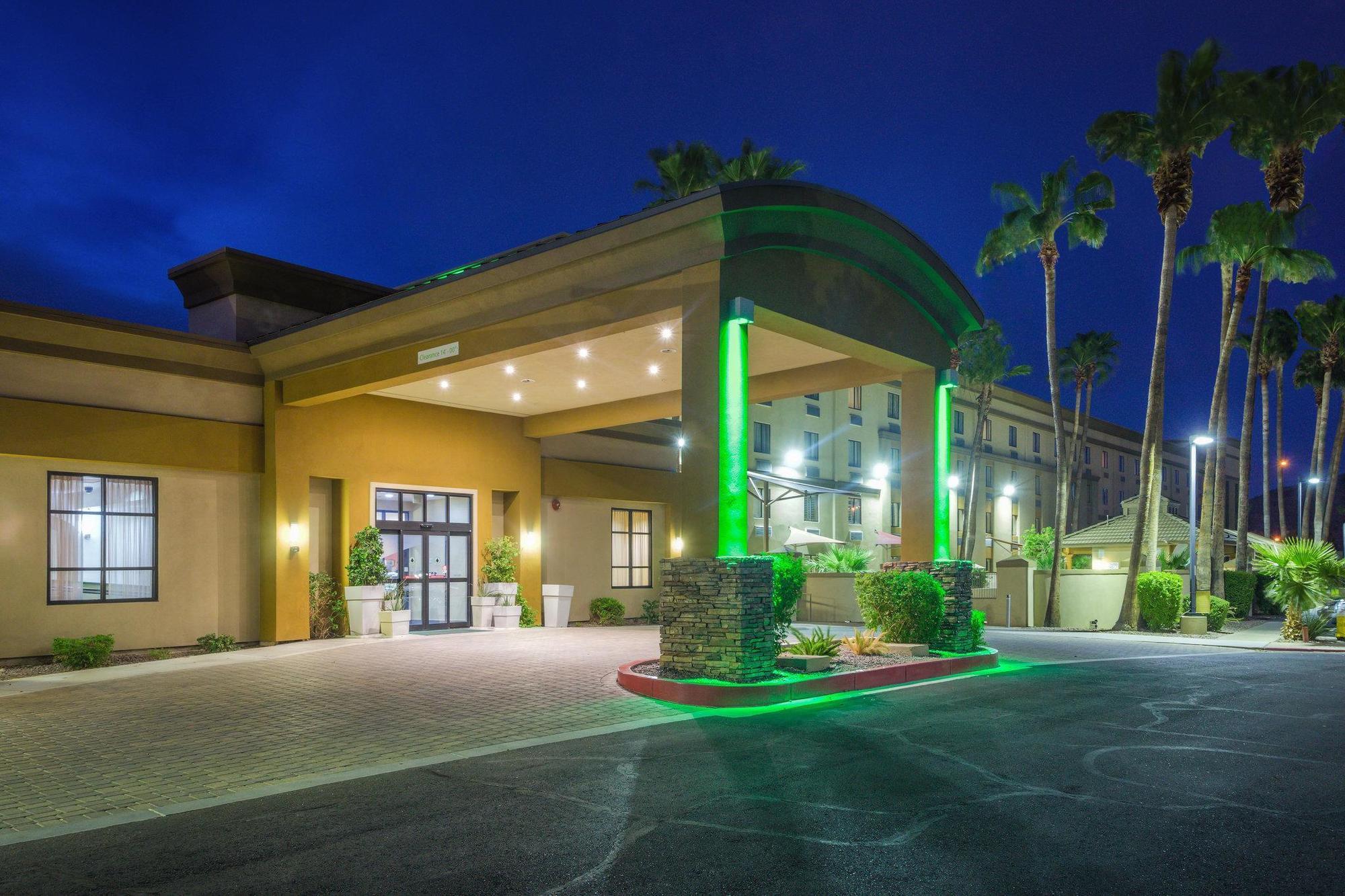 North Hotel 3*