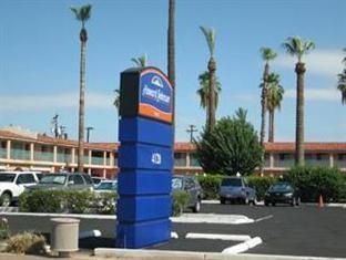Howard Johnson By Wyndham Airport/downtown Area 2*
