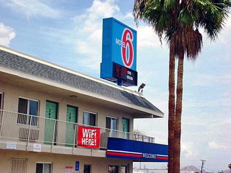 Hotel 6-phoenix, Az - Airport - 24th Street Phoenix
