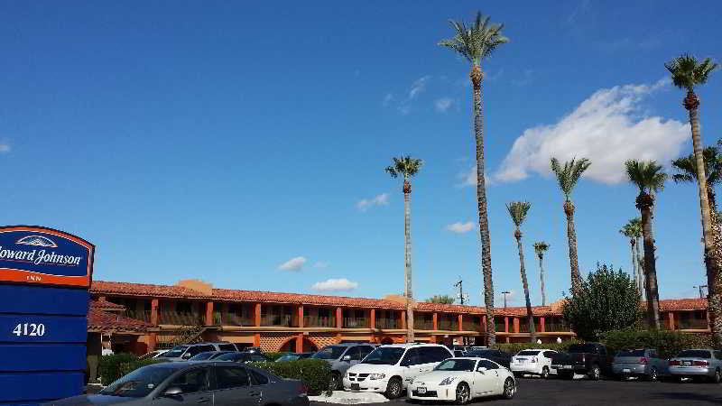 Howard Johnson By Wyndham Airport/downtown Area 2*