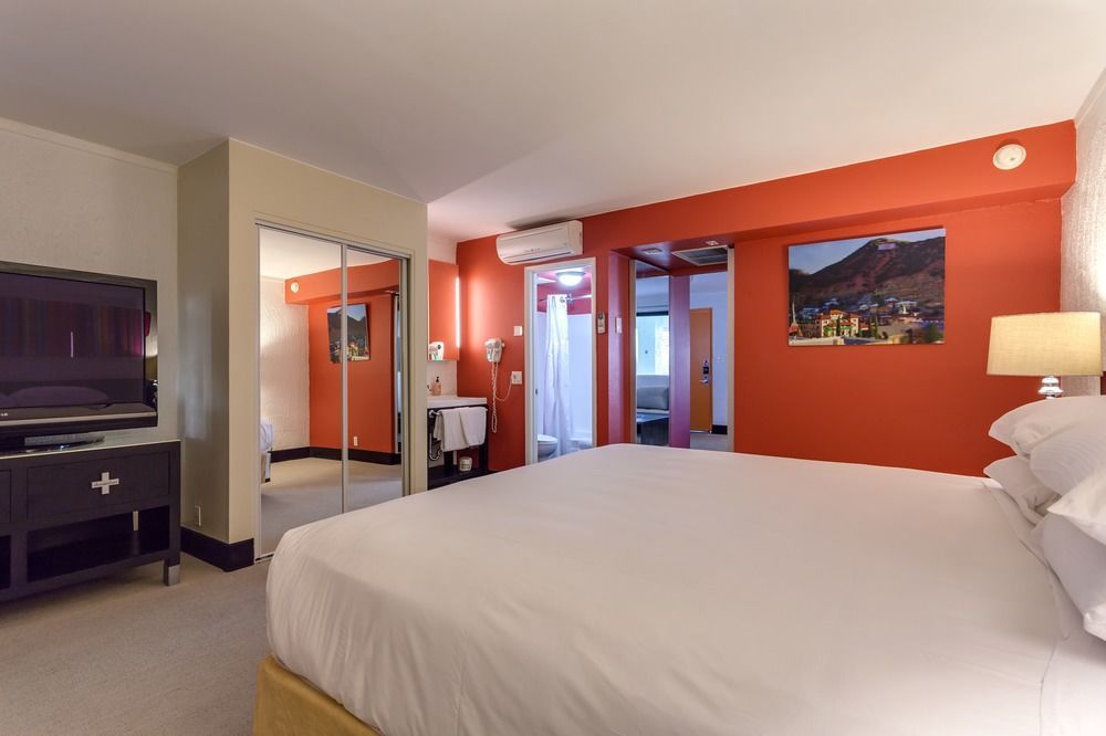 The Clarendon And (adults Only) Hotel Phoenix