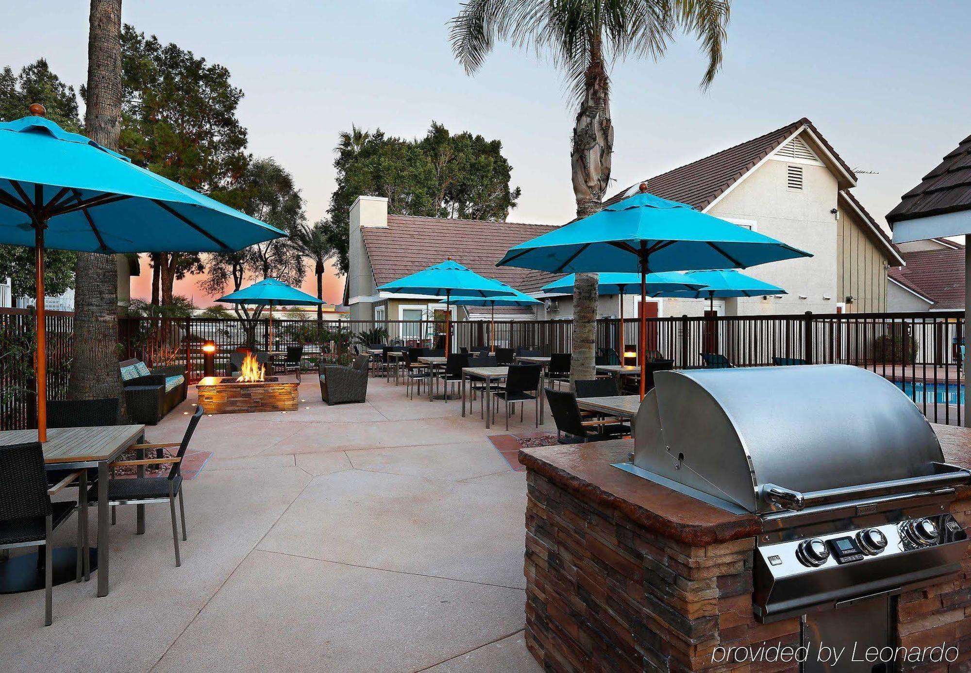 Residence Inn Phoenix Hotel