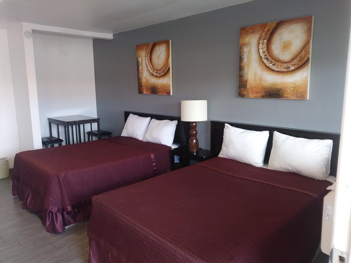 Western Airport/downtown Hotel *