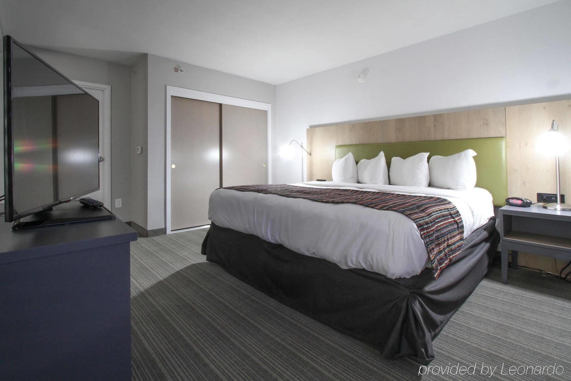Greentree & Sky Harbor Hotel Phoenix