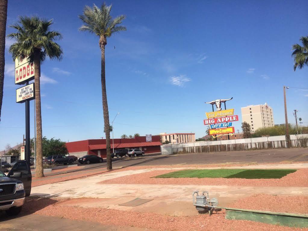 Western Airport/downtown Phoenix