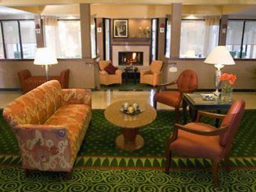 Courtyard By Marriott North Phoenix