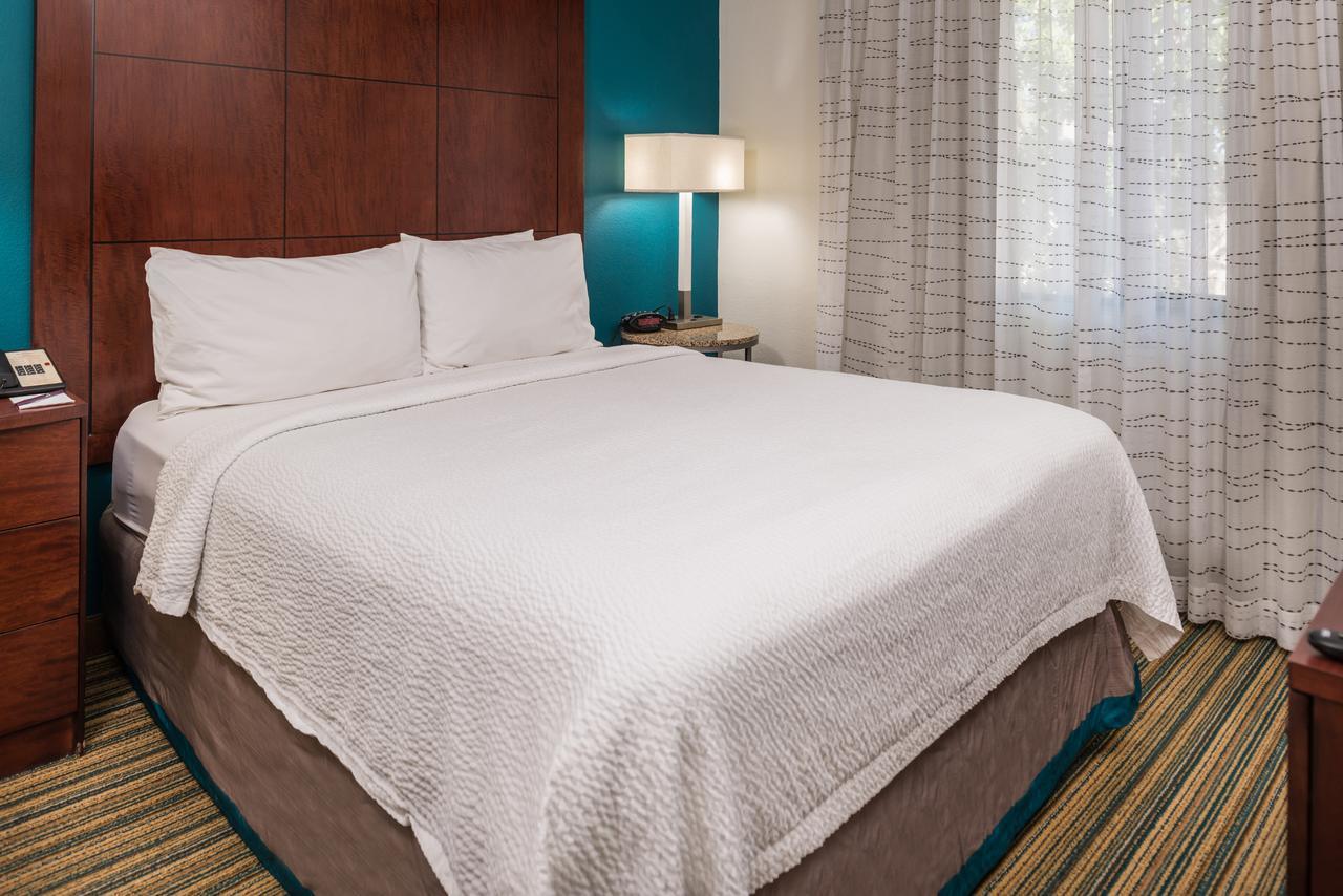 Residence Inn Phoenix Hotel Phoenix