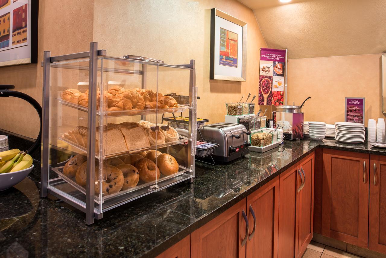 Residence Inn Phoenix Hotel