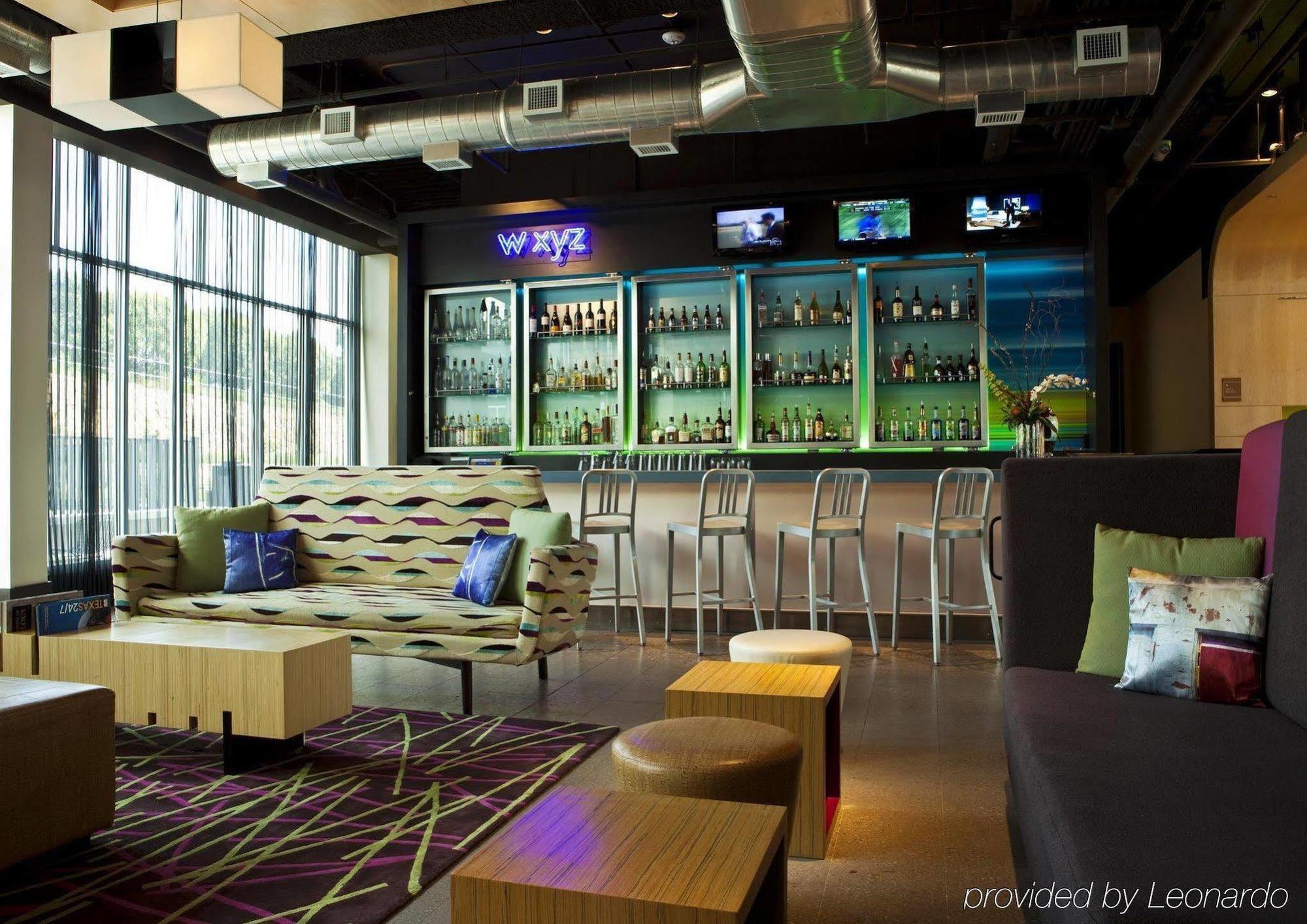 Aloft Airport 3*