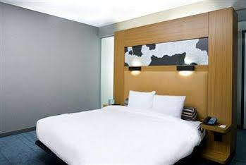Aloft Airport 3* Phoenix