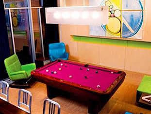 Aloft Airport Hotel