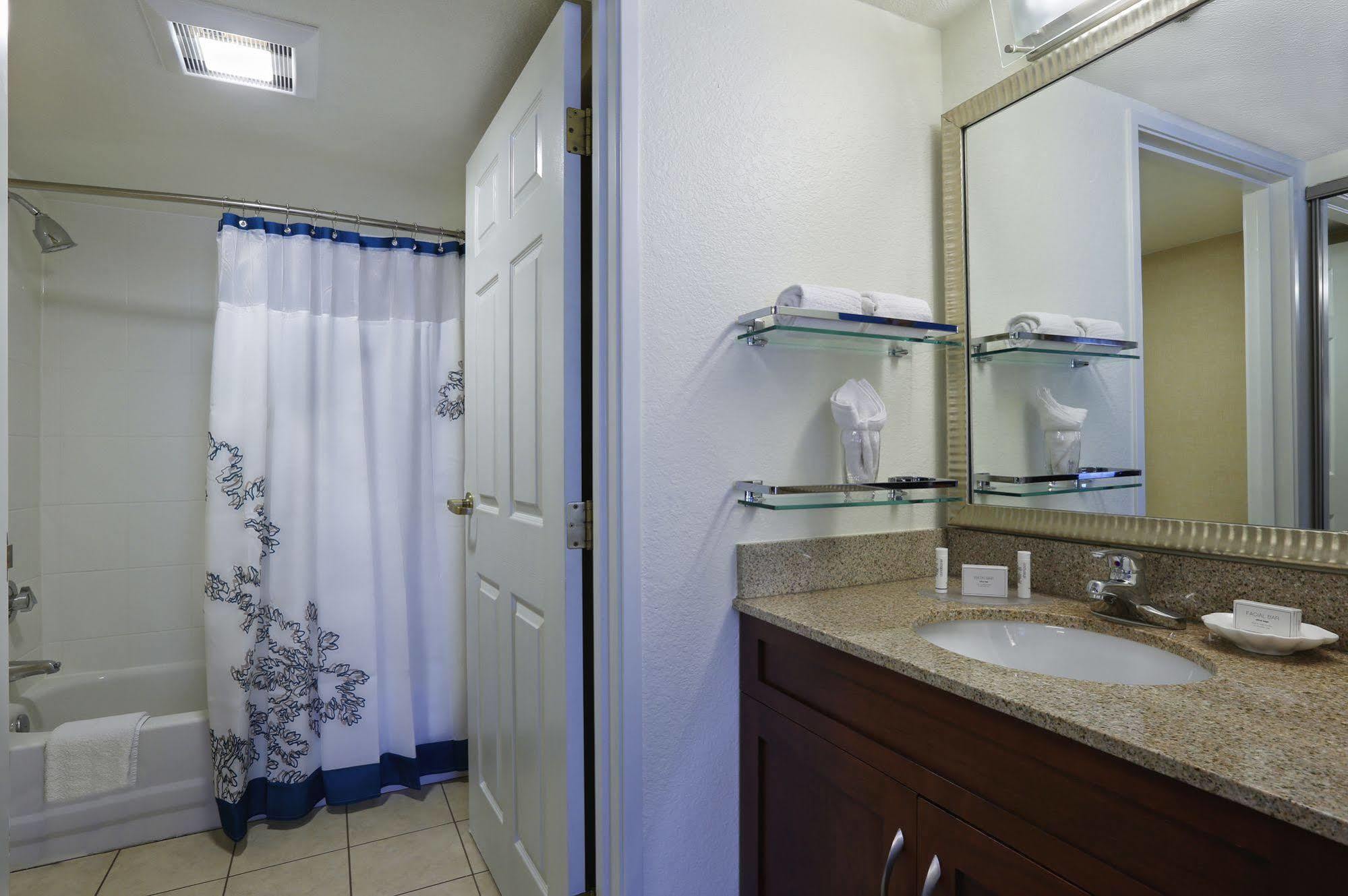 Residence Inn Phoenix 3* Phoenix