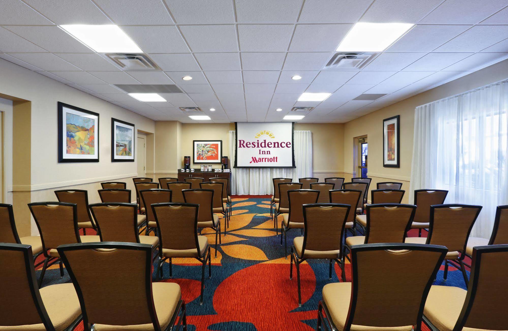 Residence Inn Phoenix Hotel