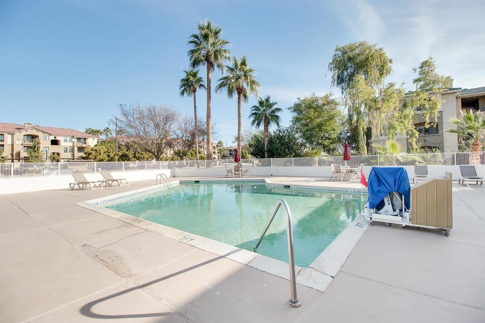 6-phoenix, Az - East Phoenix
