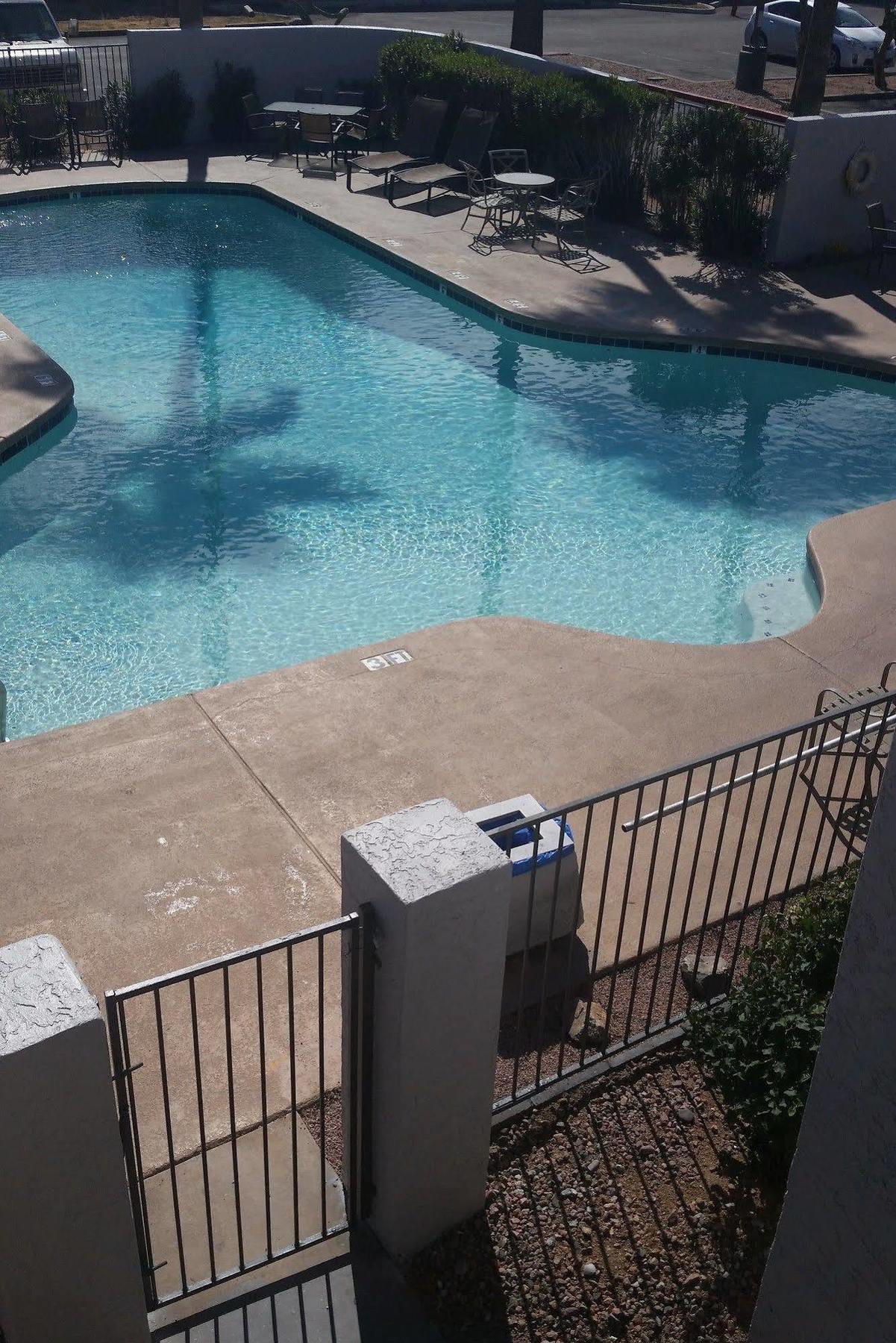 Hotel Extend A Phoenix