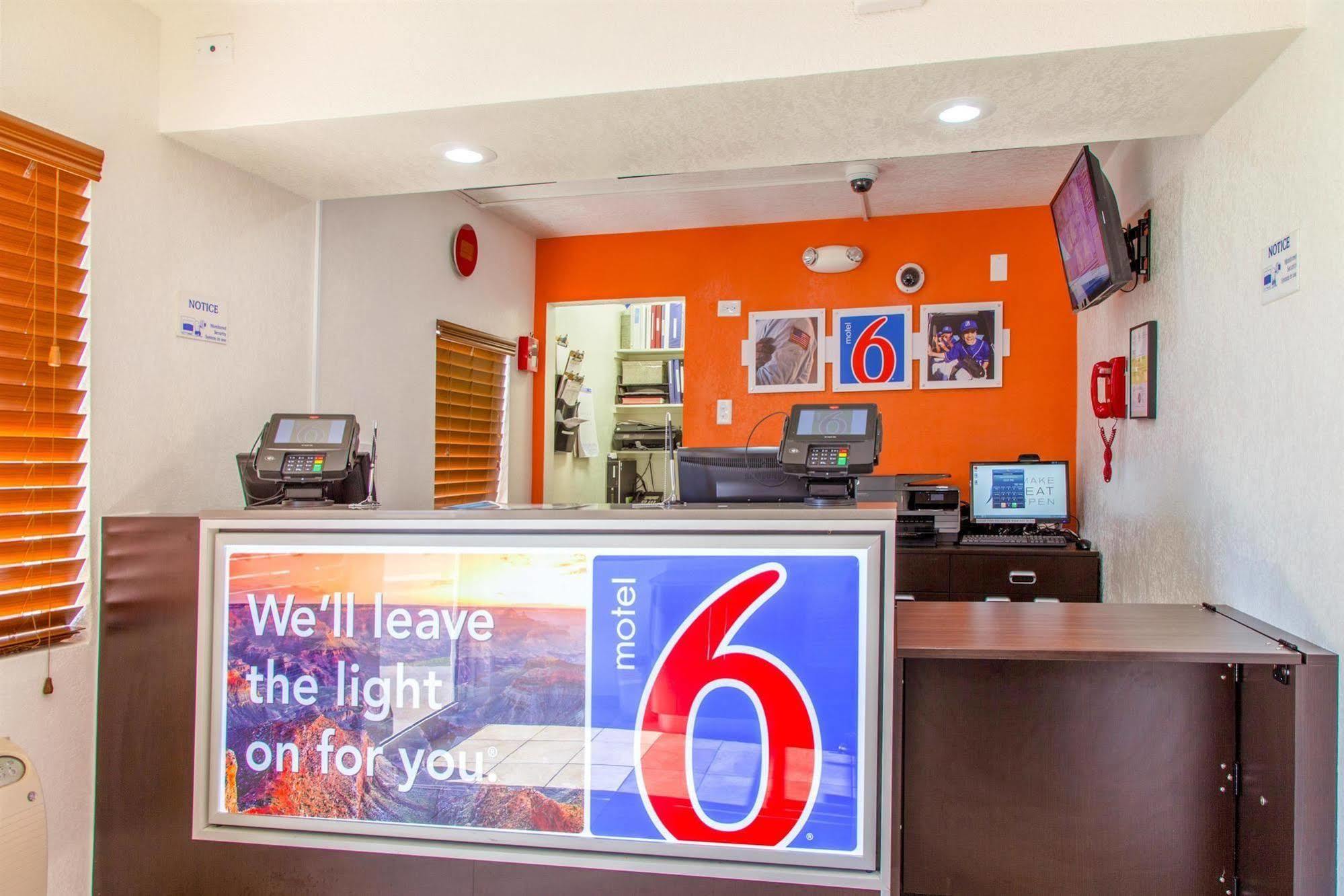 6-phoenix, Az - Airport - 24th Street Hotel Phoenix