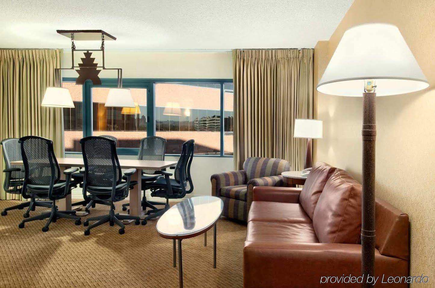 Embassy By Hilton Downtown North Phoenix