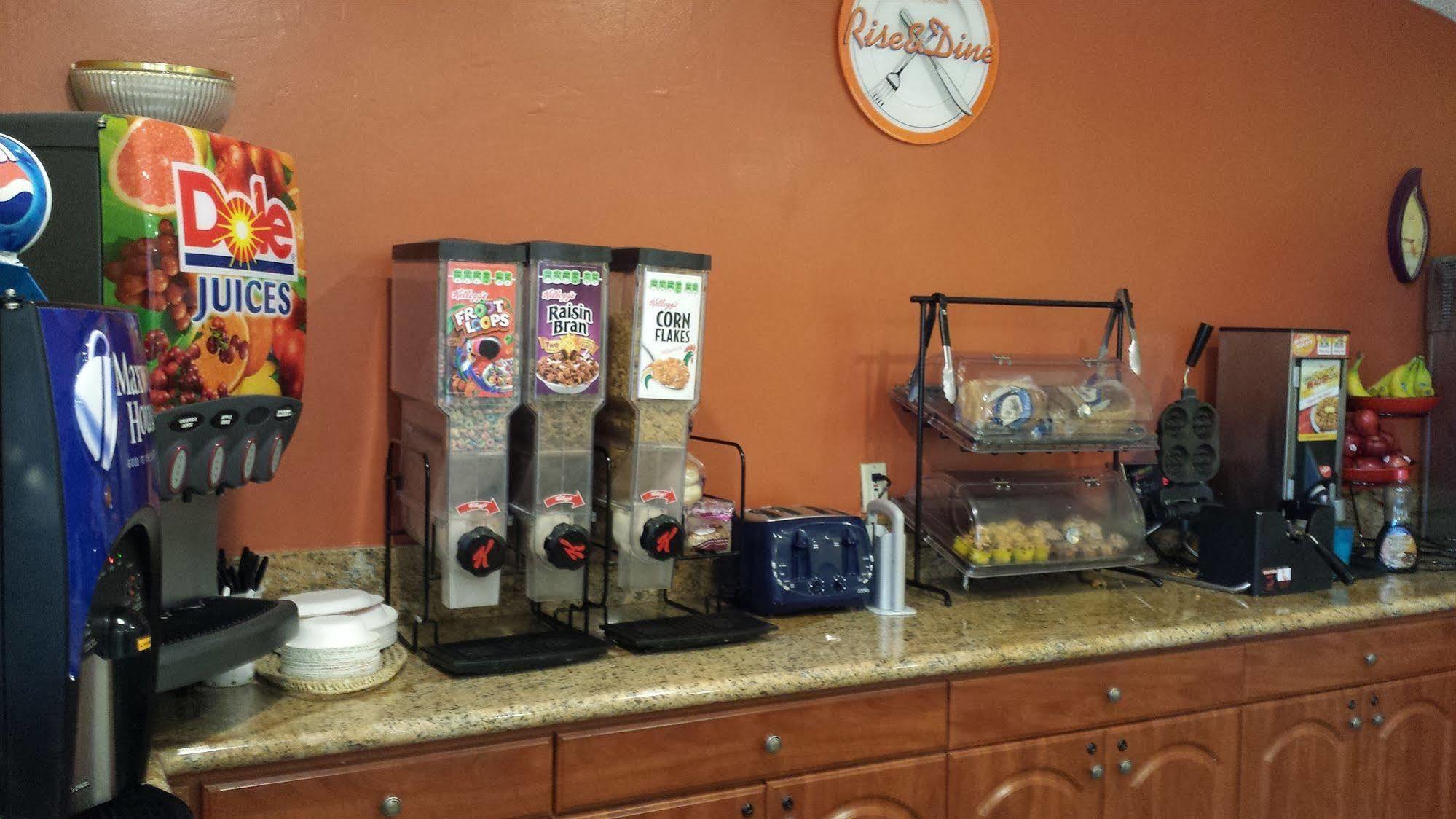 Hotel Howard Johnson By Wyndham Airport/downtown Area Phoenix