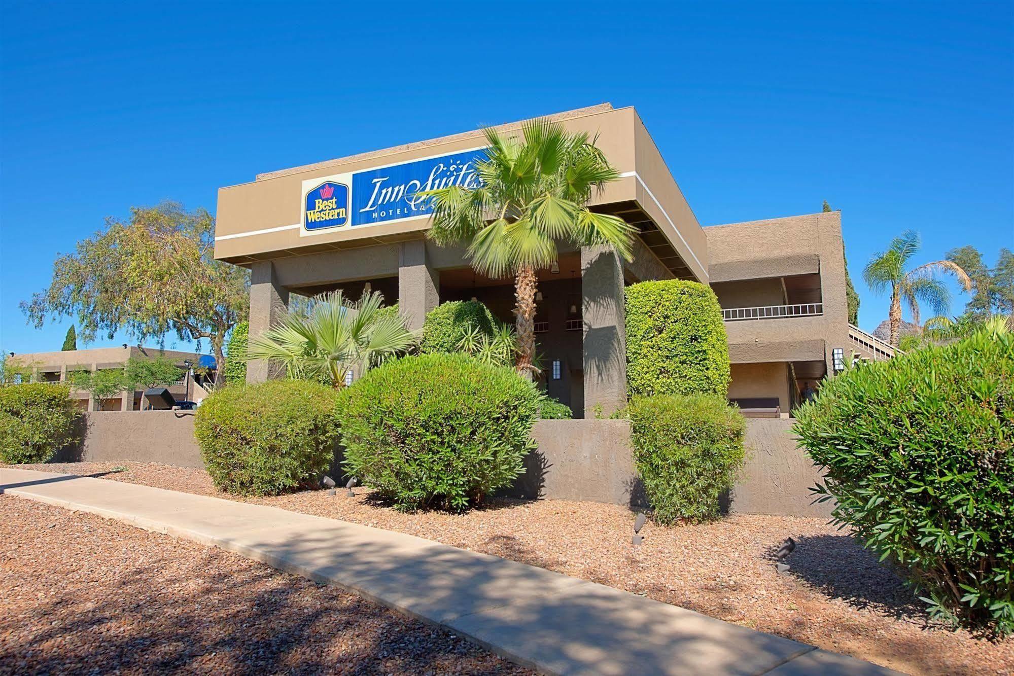 Western Innsuites & Hotel
