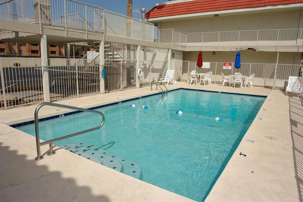 Red Roof Phoenix- Midtown 2*