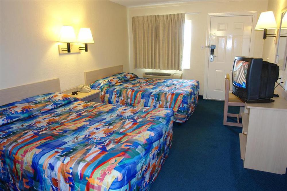 Hotel 6-phoenix, Az - Airport - 24th Street