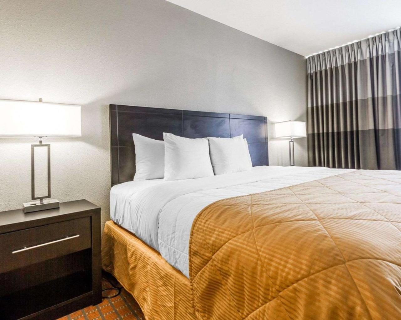 Quality Airport Hotel Phoenix