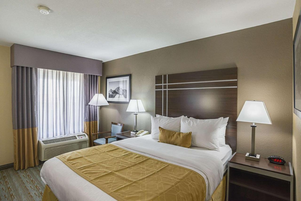 Hotel Quality North I-17 Phoenix