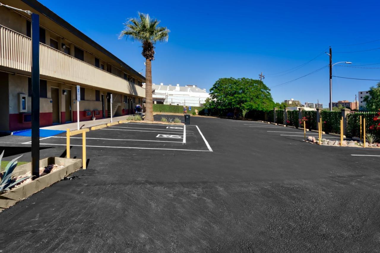 Motel Center Downtown