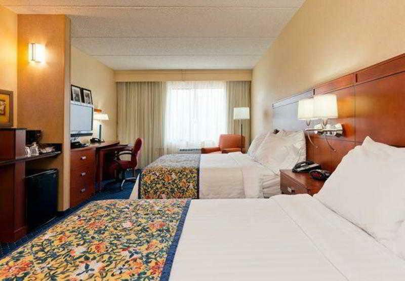 Courtyard North / Happy Valley 3*