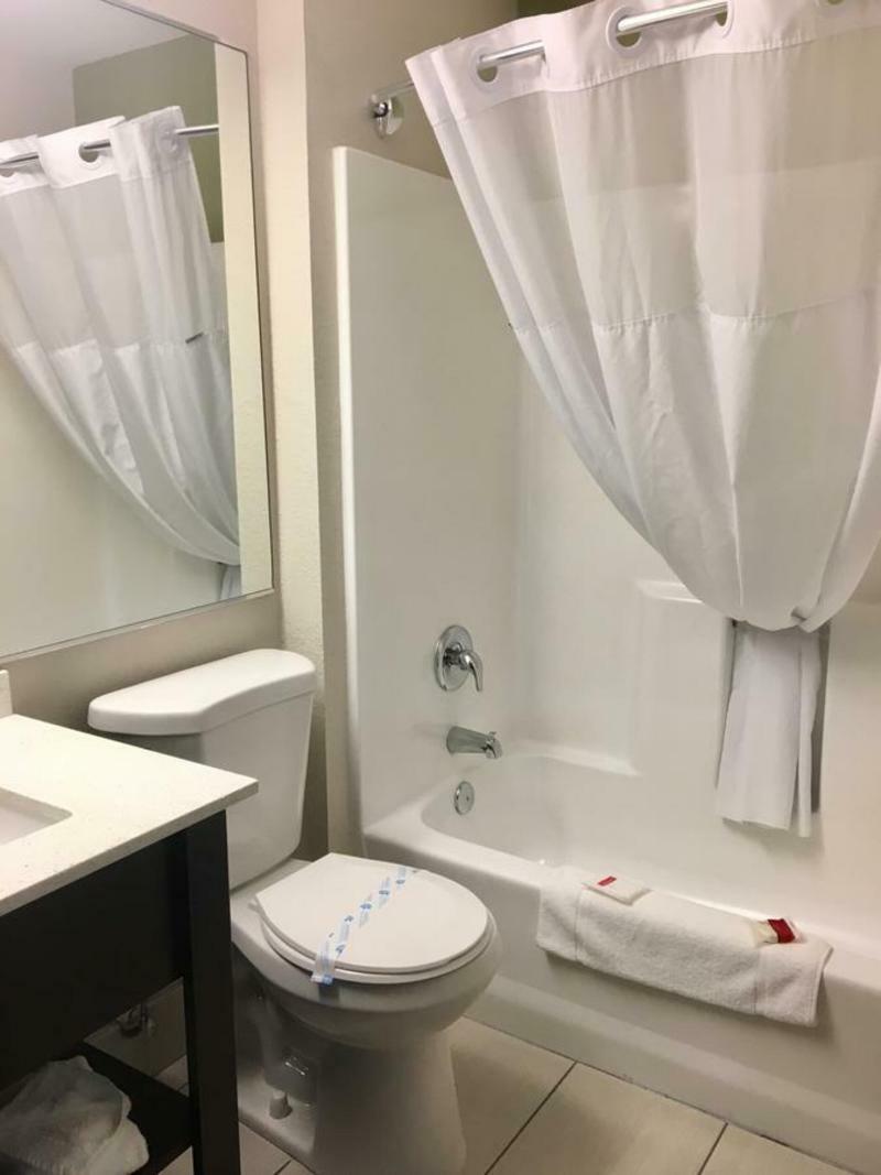 Hotel Baymont By Wyndham I-10 Near 51st Ave