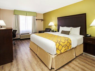 Baymont By Wyndham I-10 Near 51st Ave 2* Phoenix