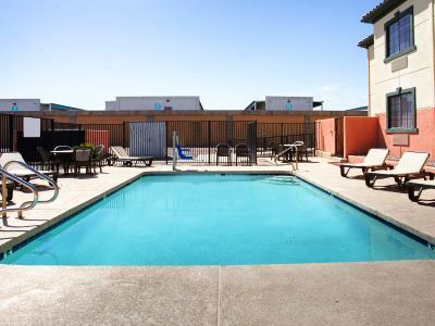 Baymont By Wyndham I-10 Near 51st Ave 2*