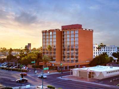 Express & - Midtown, An Ihg Phoenix
