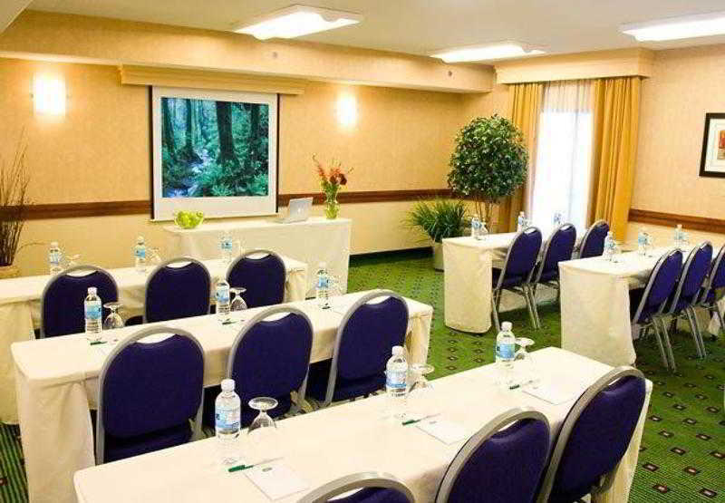 Courtyard By Marriott North Phoenix