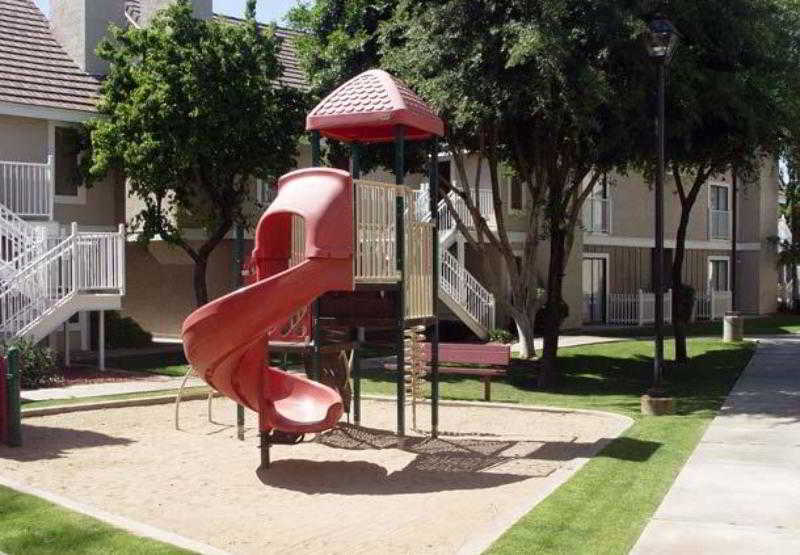 Residence Inn Phoenix 3*