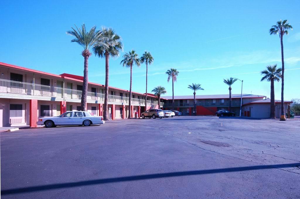 Airport Downtown Motel