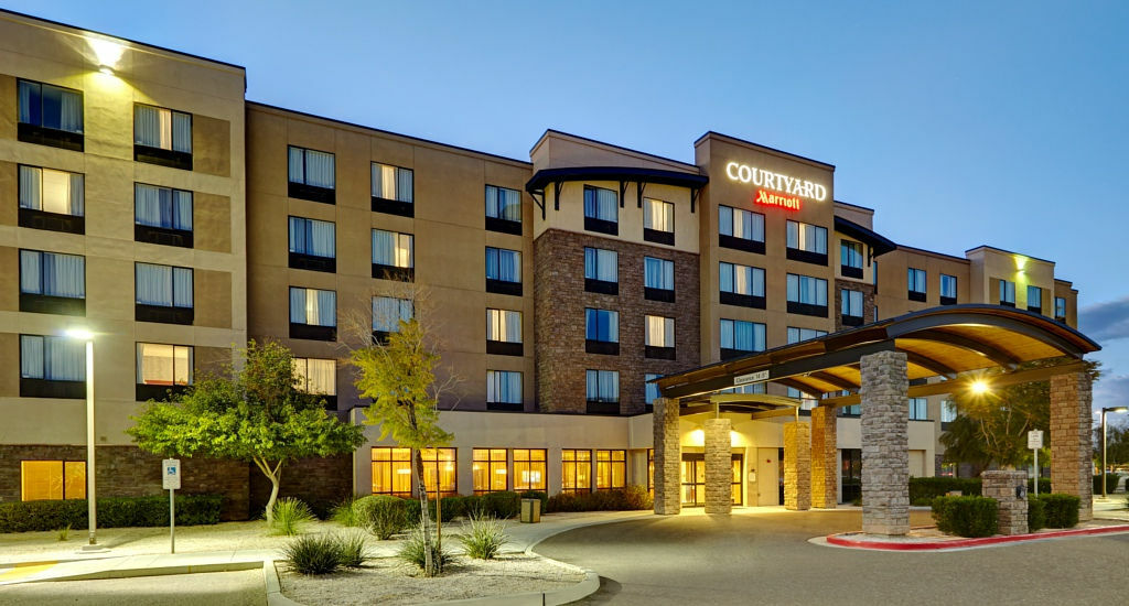 Courtyard North / Happy Valley Hotel