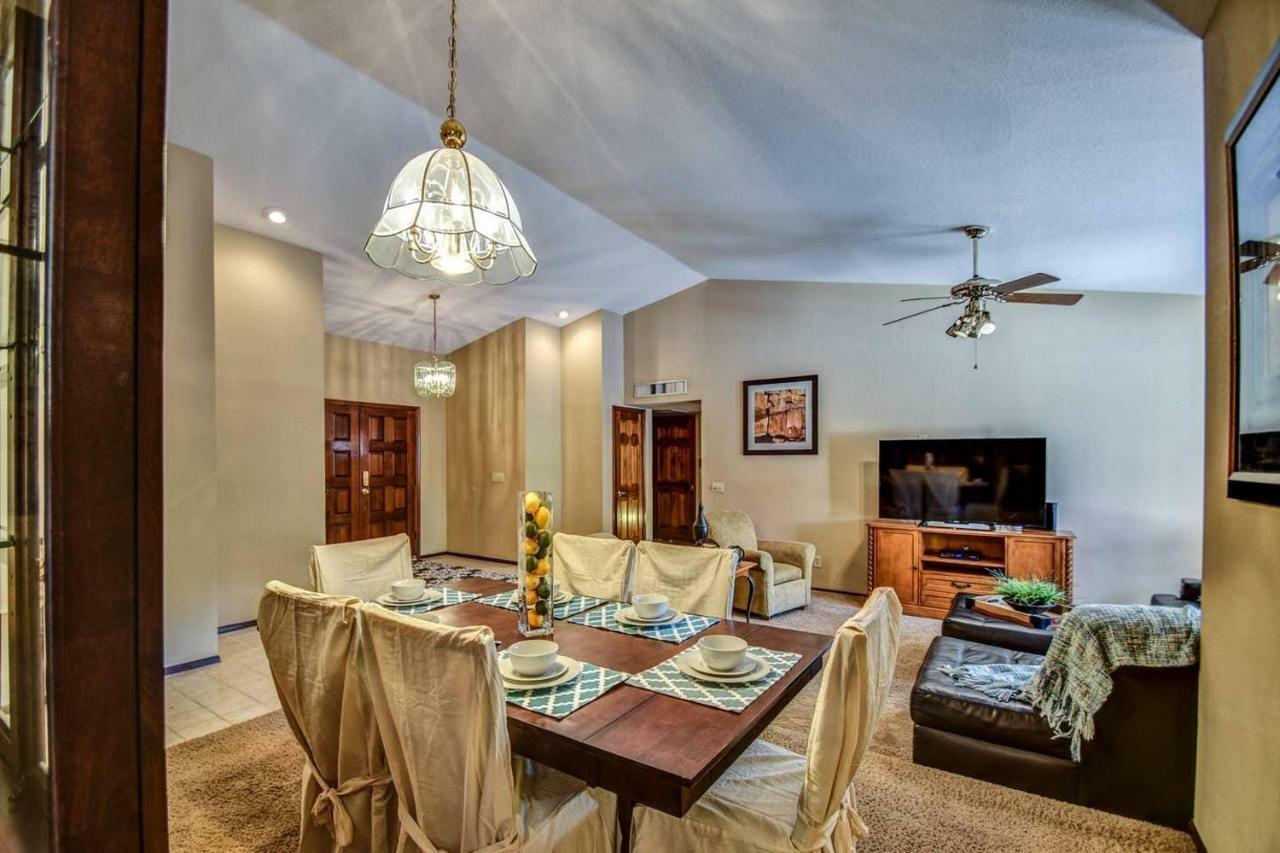 Casa de férias Tatum Villa-pool - Hot Tub - Living - Golf -scottsdale