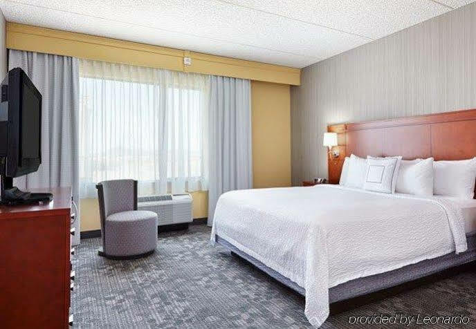 Courtyard North / Happy Valley Hotel 3*