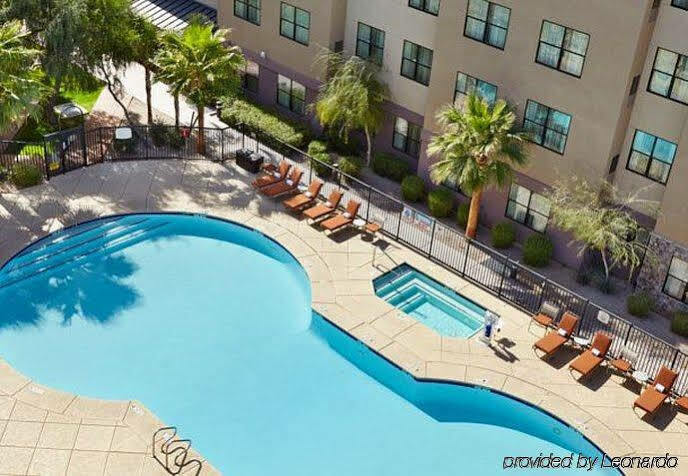 Courtyard North / Happy Valley Phoenix