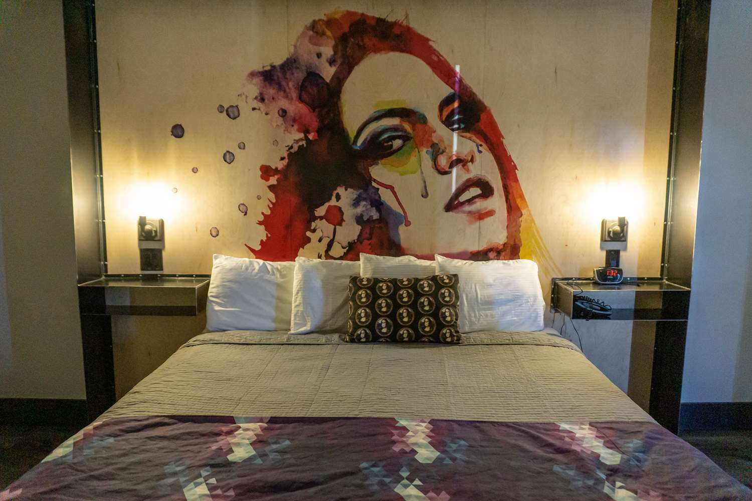 Motel Downtown 3*