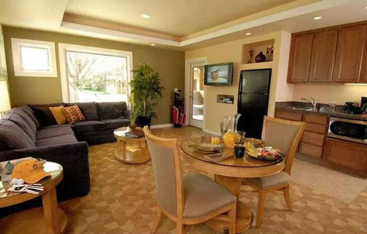 Orange Tree 4*