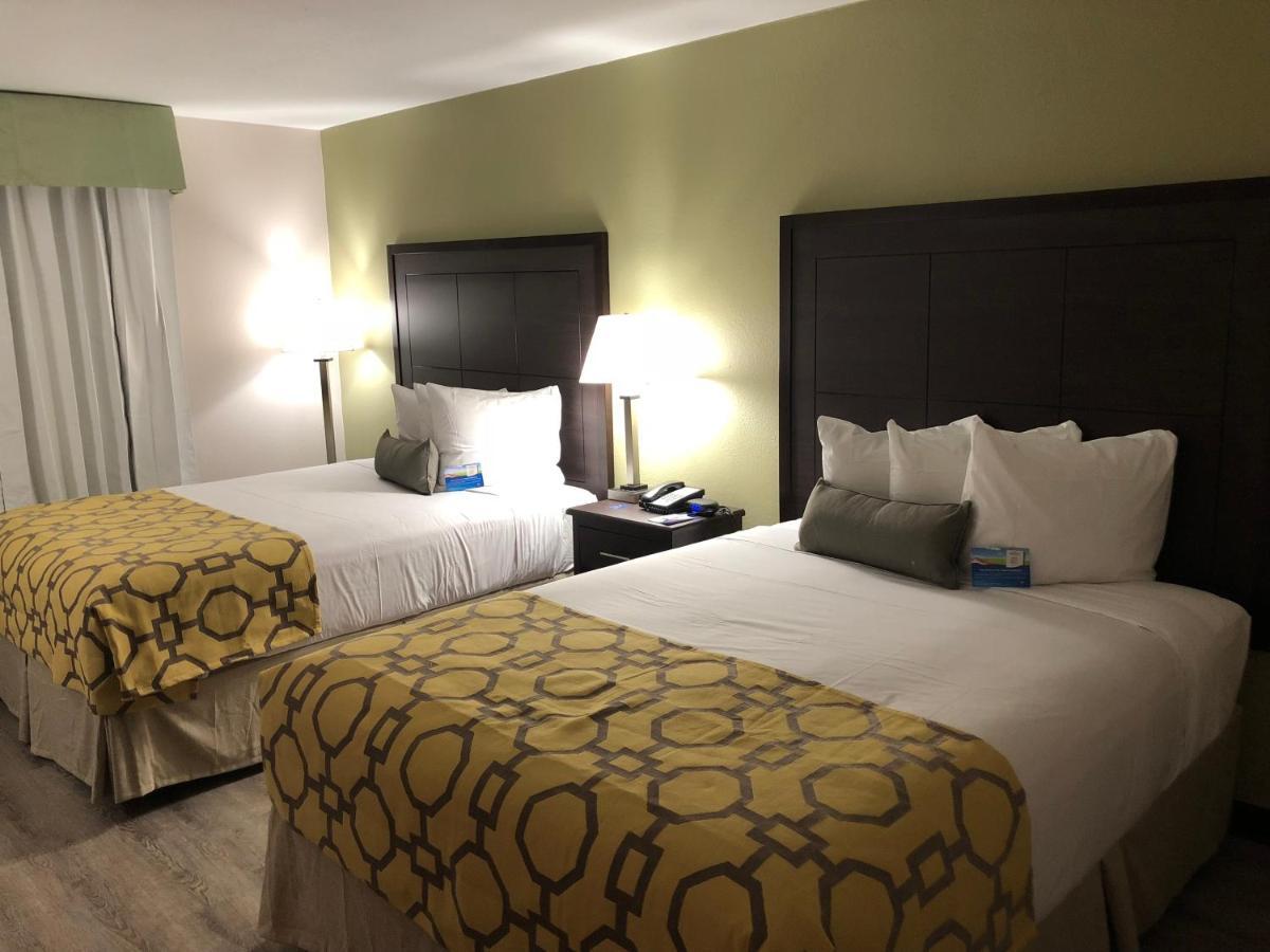 Baymont By Wyndham I-10 Near 51st Ave Hotel 2*