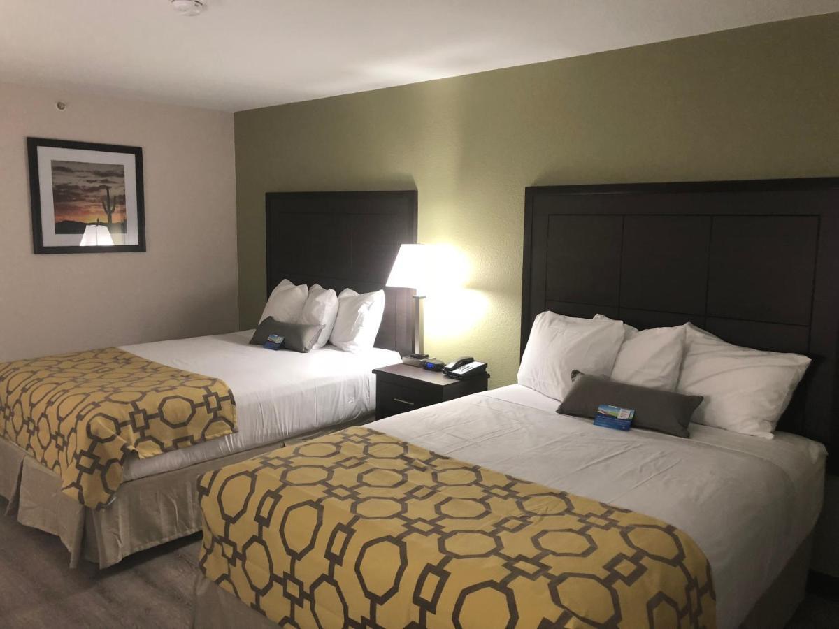 Baymont By Wyndham I-10 Near 51st Ave