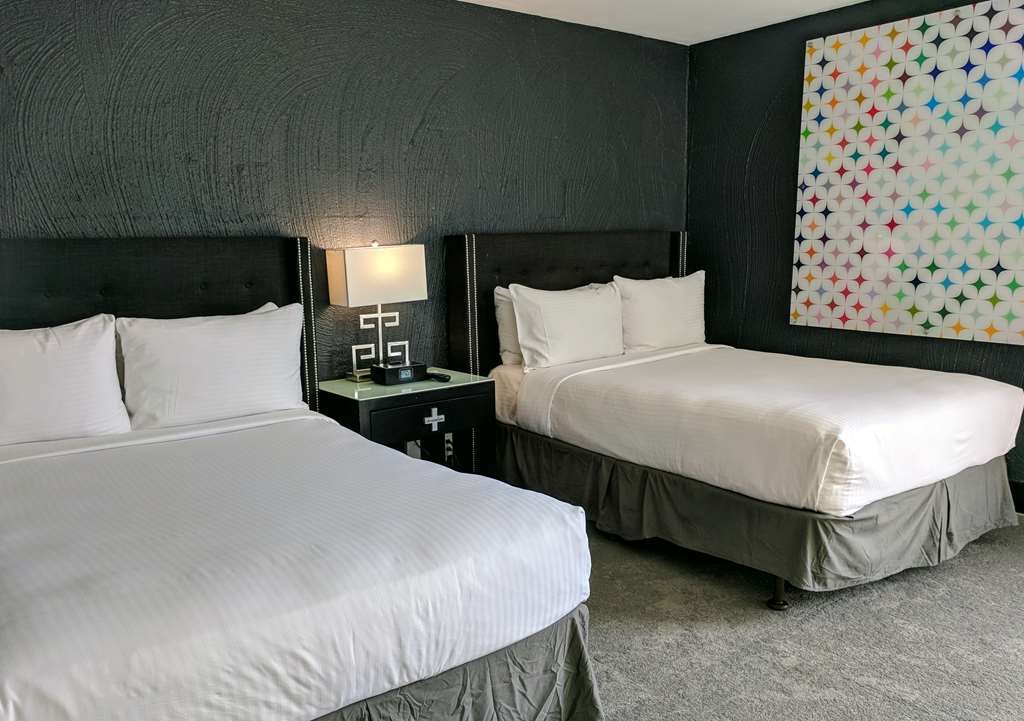 The Clarendon & Hotel
